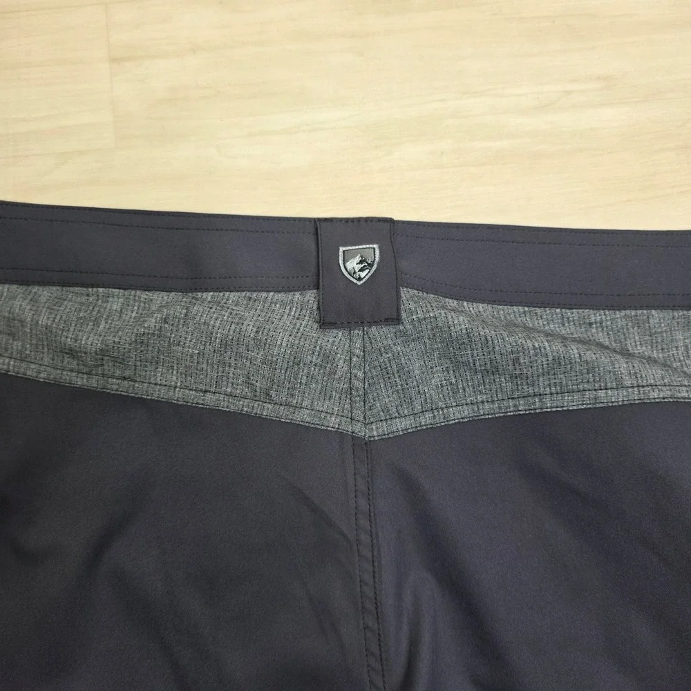 Kuhl Riptide Hybrid Shorts Mens 40 Charcoal Gray Quick Dry Technical Style 5181